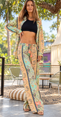 Thumbnail for Conjunto de seda blusa, pantalón Paisley