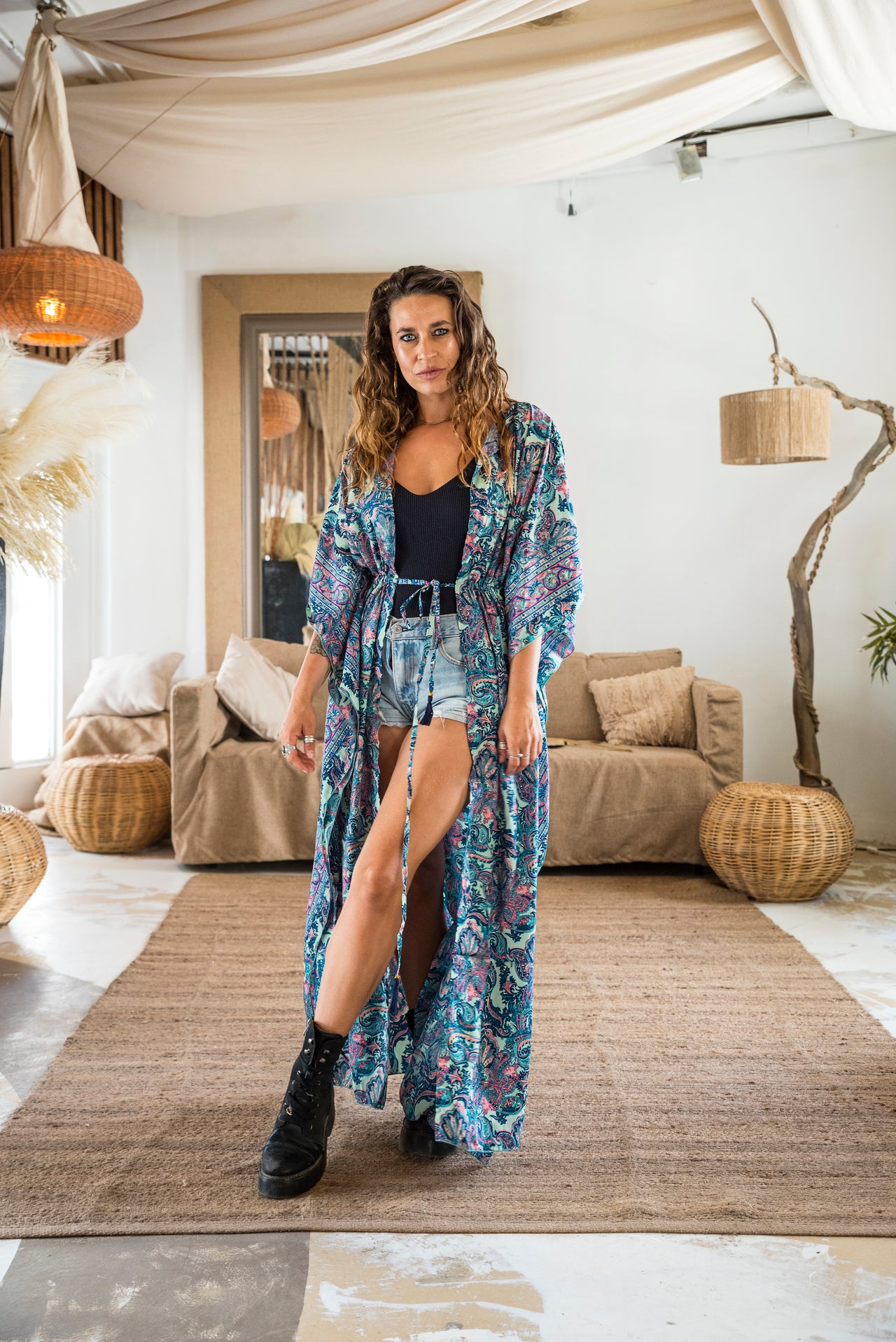 Kimono de seda Shakti mariposa